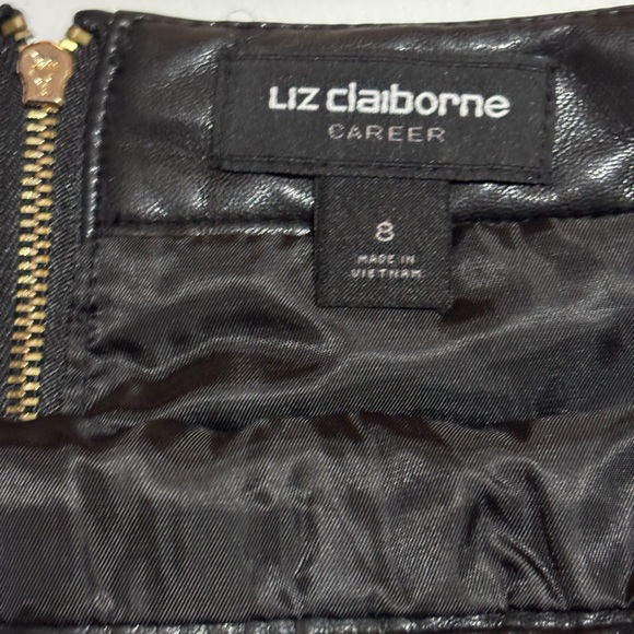 Liz Claiborne Faux Leather A Line with Gold Tone Buttons, Size 8 - Picture 6 of 6